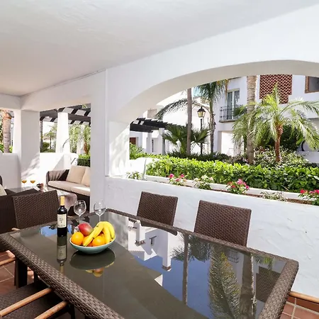 San Pedro De Alcantara Beachside Apartment Marbella
