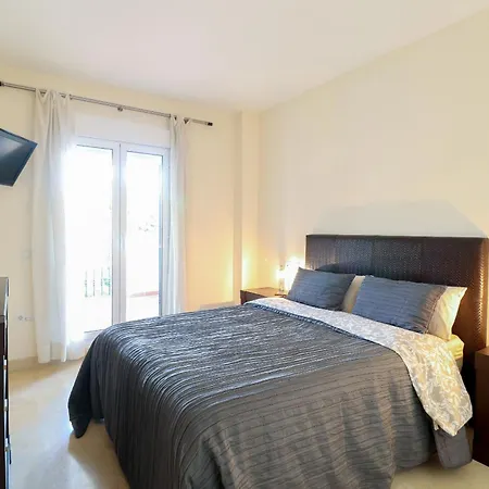 San Pedro De Alcantara Beachside Apartment Marbella