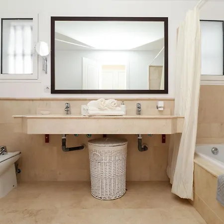 San Pedro De Alcantara Beachside Apartment